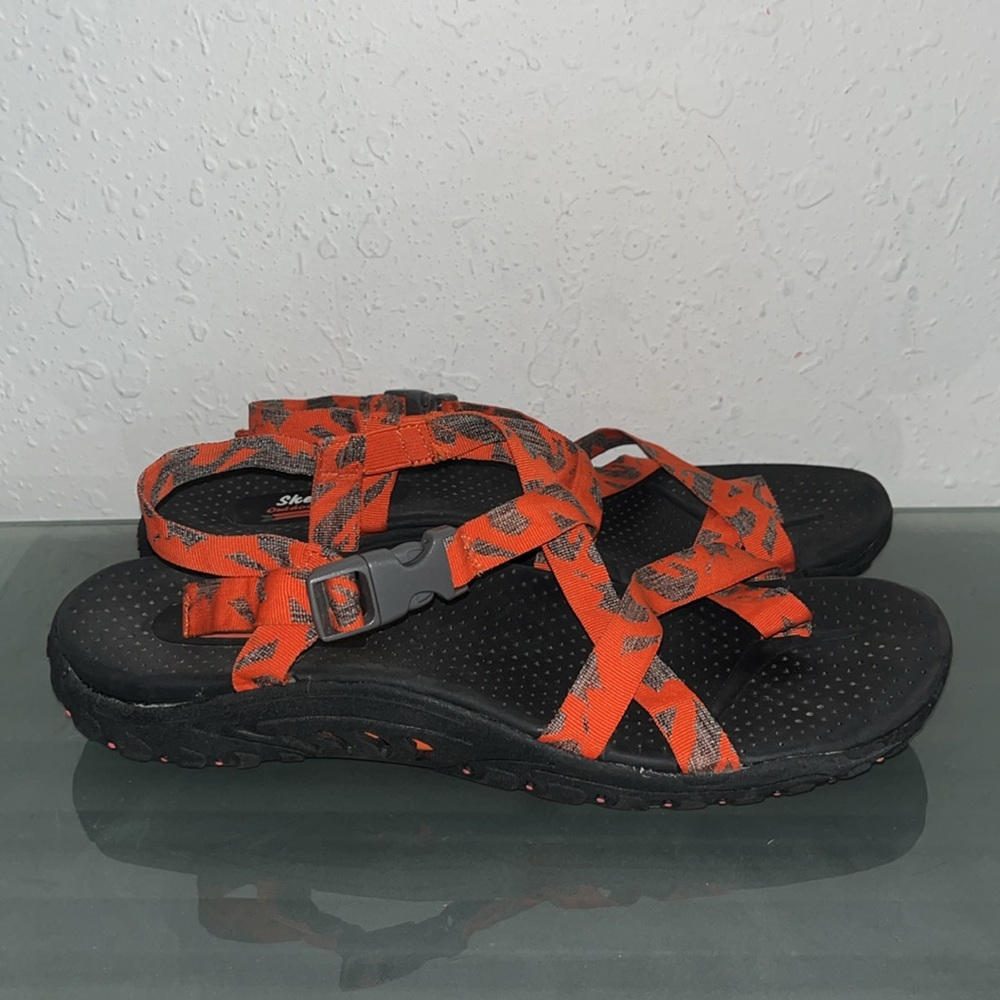 Skechers strappy comfort sandals - Picture 5 of 8